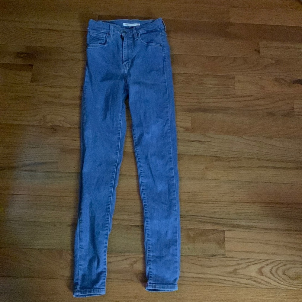 Levi jeans